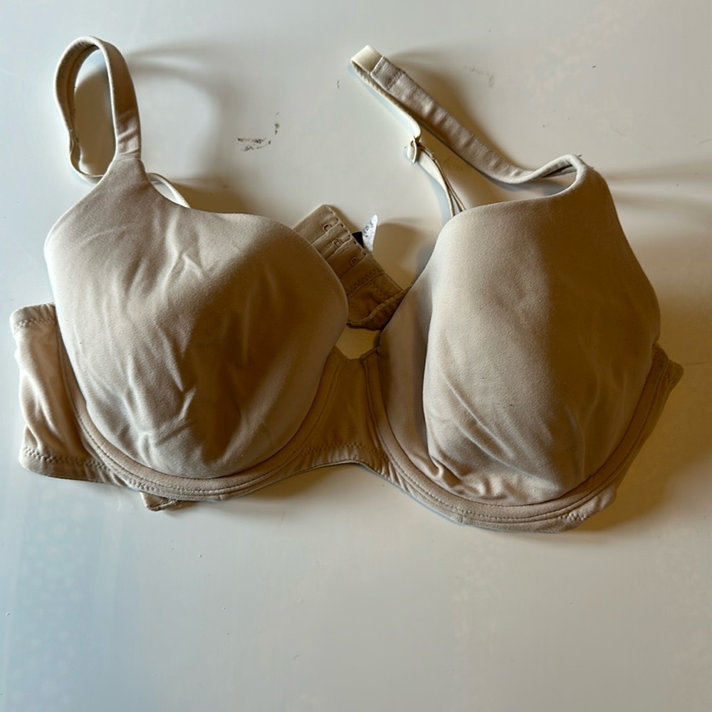 2/$30 Victoria’s Secret Bra